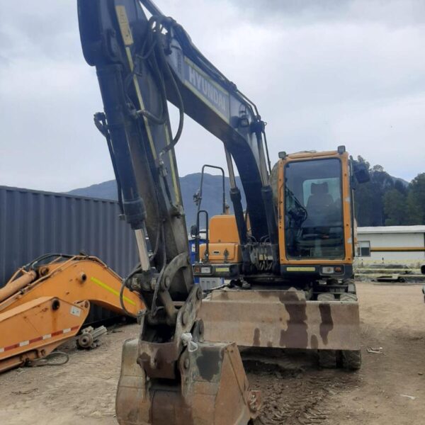excavadora sobre ruedas 2021 hyundai r140w-9s tm1313 (2)